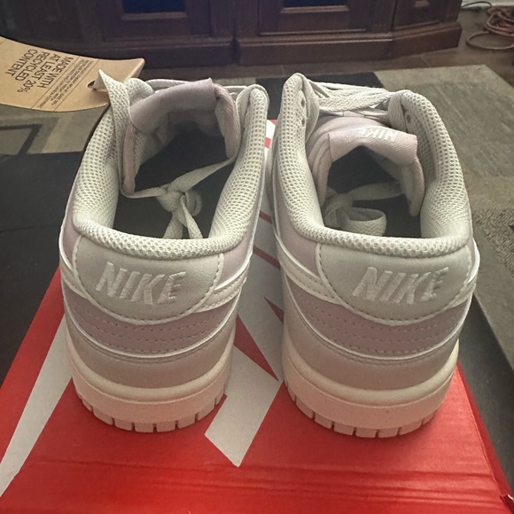 Brand new women’s Nike dunk low size 8 - Picture 5 of 6